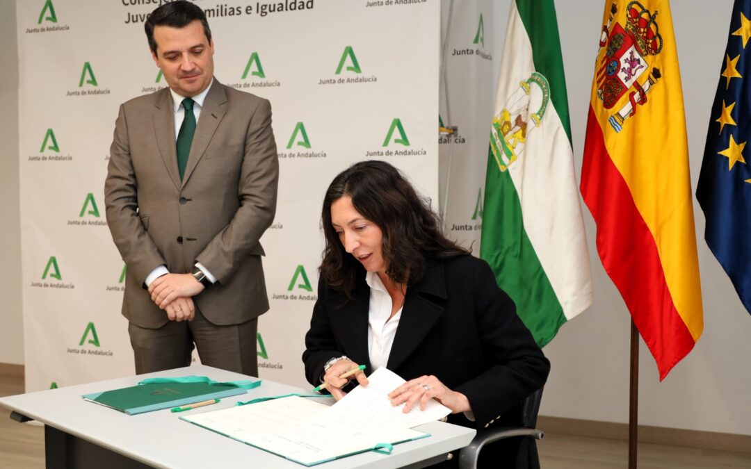 La Junta y la FAMP firman el primer Pacto Andaluz por la Conciliación para promover la igualdad real