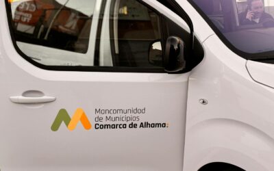 La Mancomunidad adquiere el vehículo para el centro de día